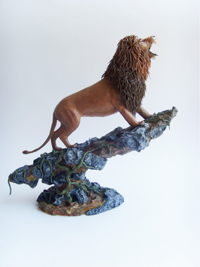 Lion statue with air clay by handmade 